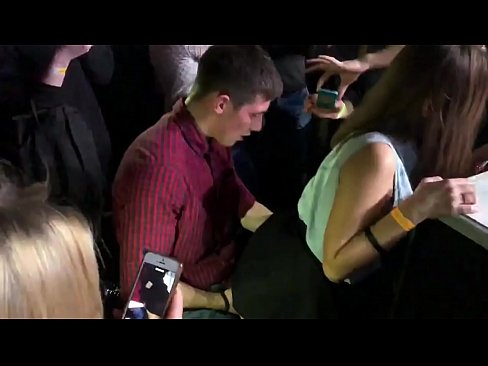 ❤️ Истински секс в руски нощен клуб. 18-годишно руско момиче анално и вагинално прецакано в нощен клуб ️❌ Качествен секс в bg.sexygirlspics.ru ️